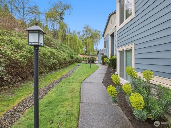 11901 93rd Avenue NE #B-108, Kirkland, WA 98034
