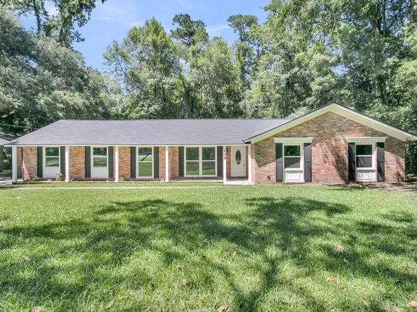 109 Halcyon Rd, Summerville, SC 29483