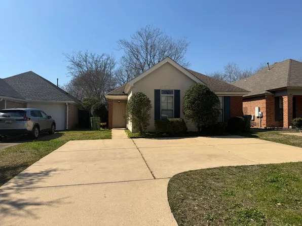 1944 Woodrun Dr, Montgomery, AL 36117