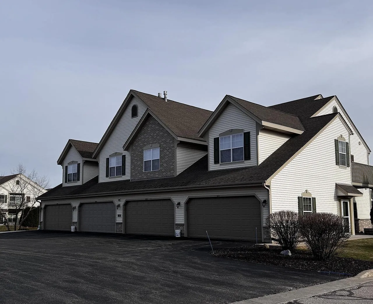 1073 Bedford COURT #102 photo 1