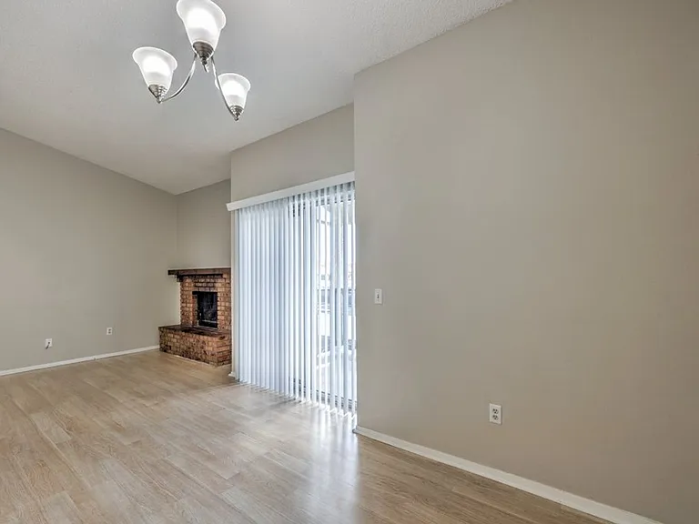2981 Country Manor Ln #122 — Photo 12