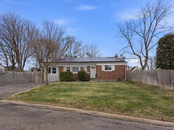 45 Oakley Drive, Huntington, NY 11746