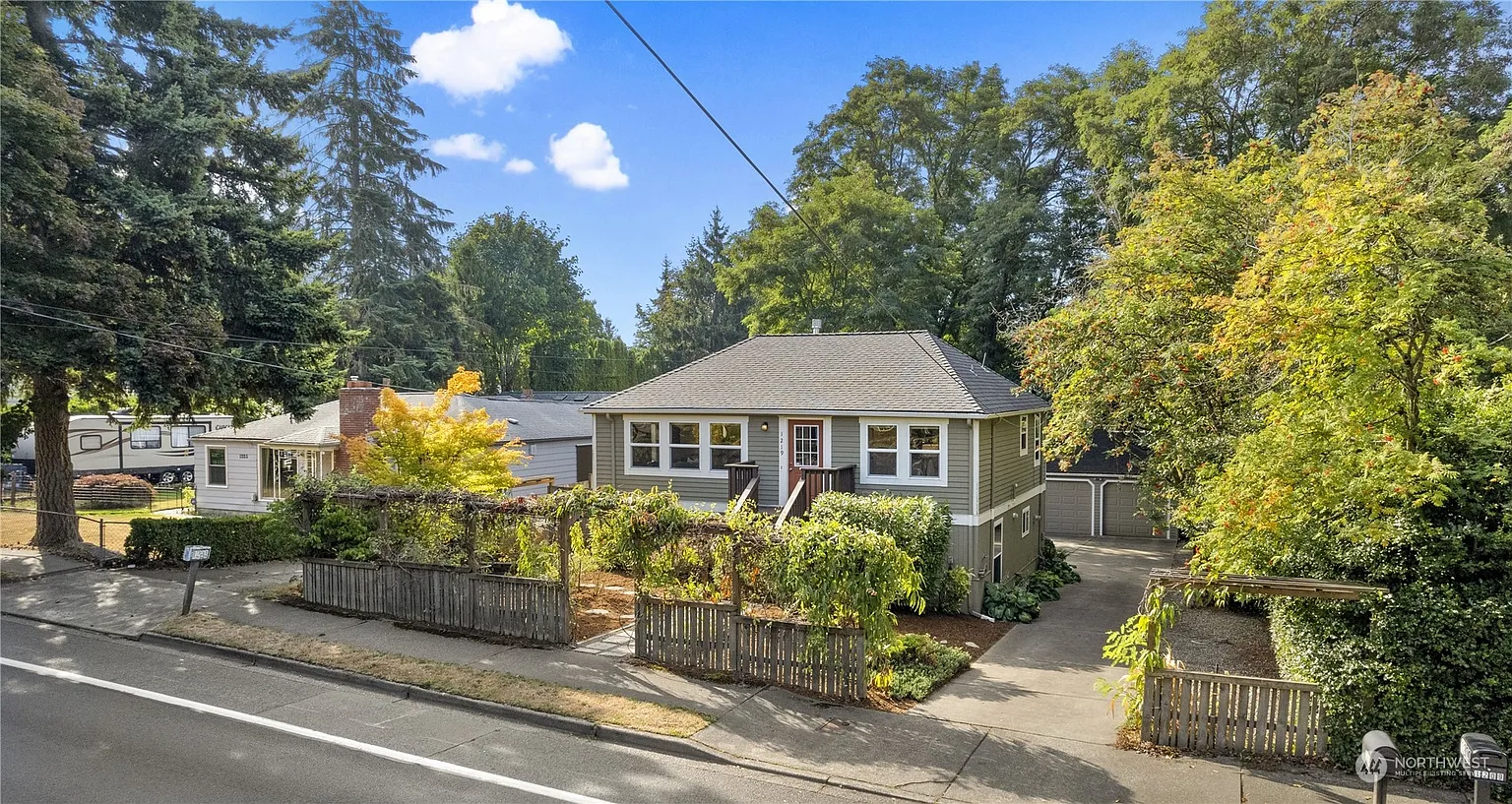 1219 NE 155th Street photo 1