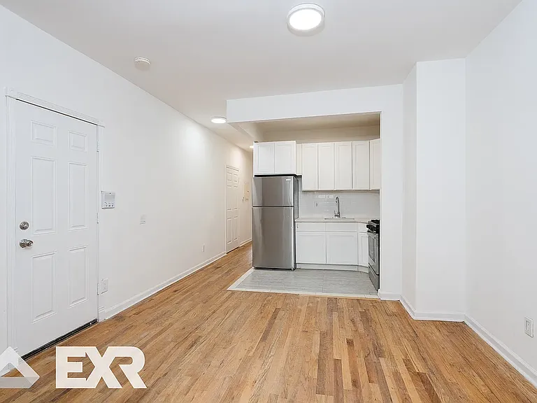 105 Pilling St #1 — Photo 1