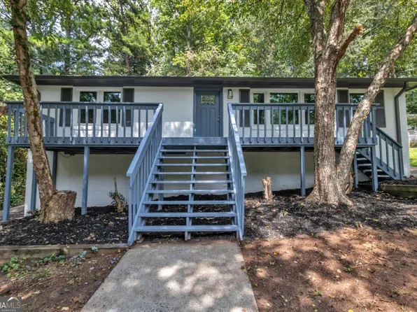 831 Daniell Dr SE, Smyrna, GA 30080