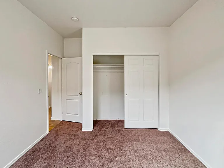 3732 W Glass Ln — Photo 15