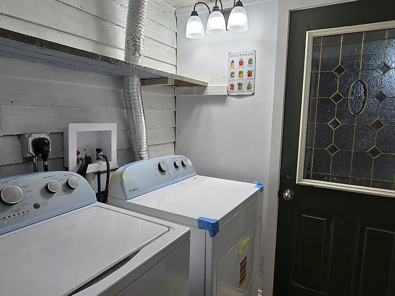 Laundry & Garage Entry