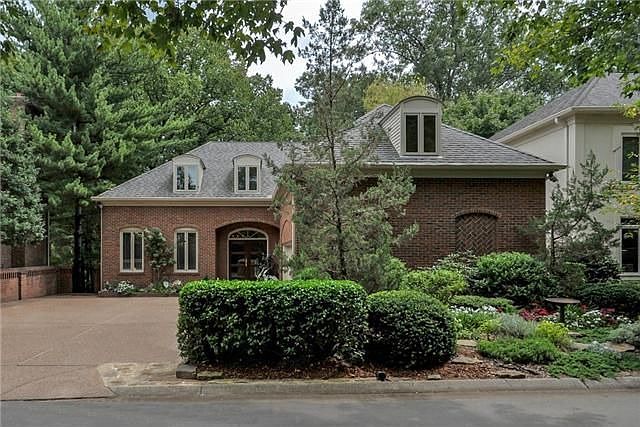 1st image of 111 Postwood Pl
