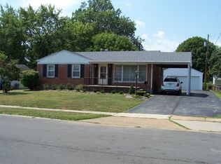 465 S Jefferson St, Florissant, MO 63031