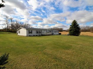 1815 Drake Rd, Kendallville, IN 46755