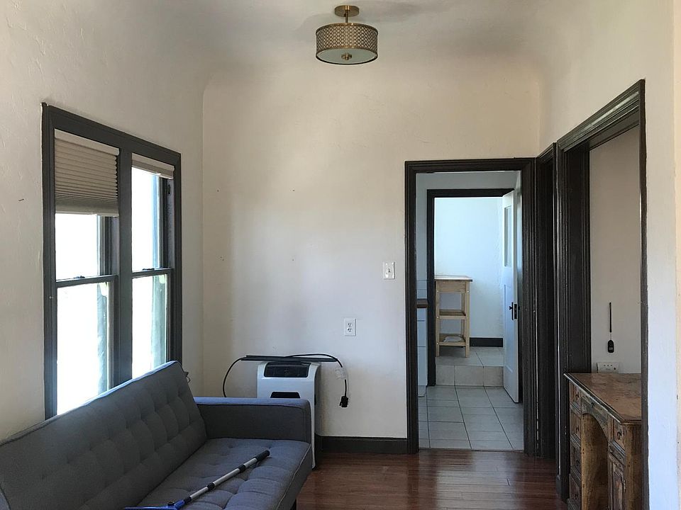 living area looking toward kitchen