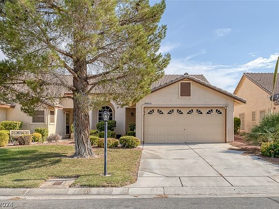 3rd image of 4805 Cedar Lawn Way