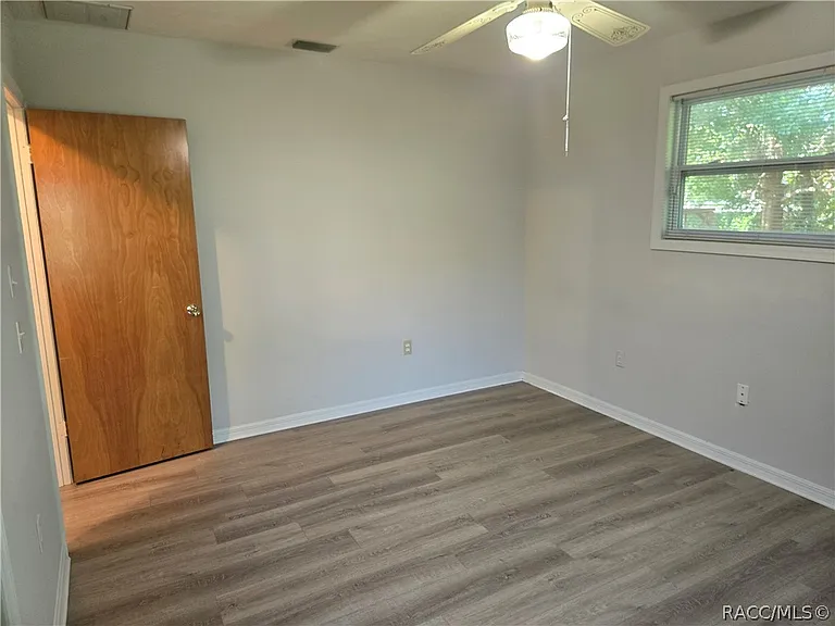 8288 W Barry Ct — Photo 29