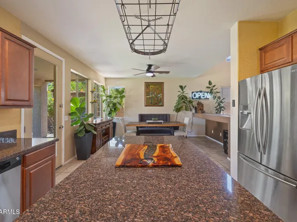 3320 E MERLOT Street, Gilbert, AZ 85298