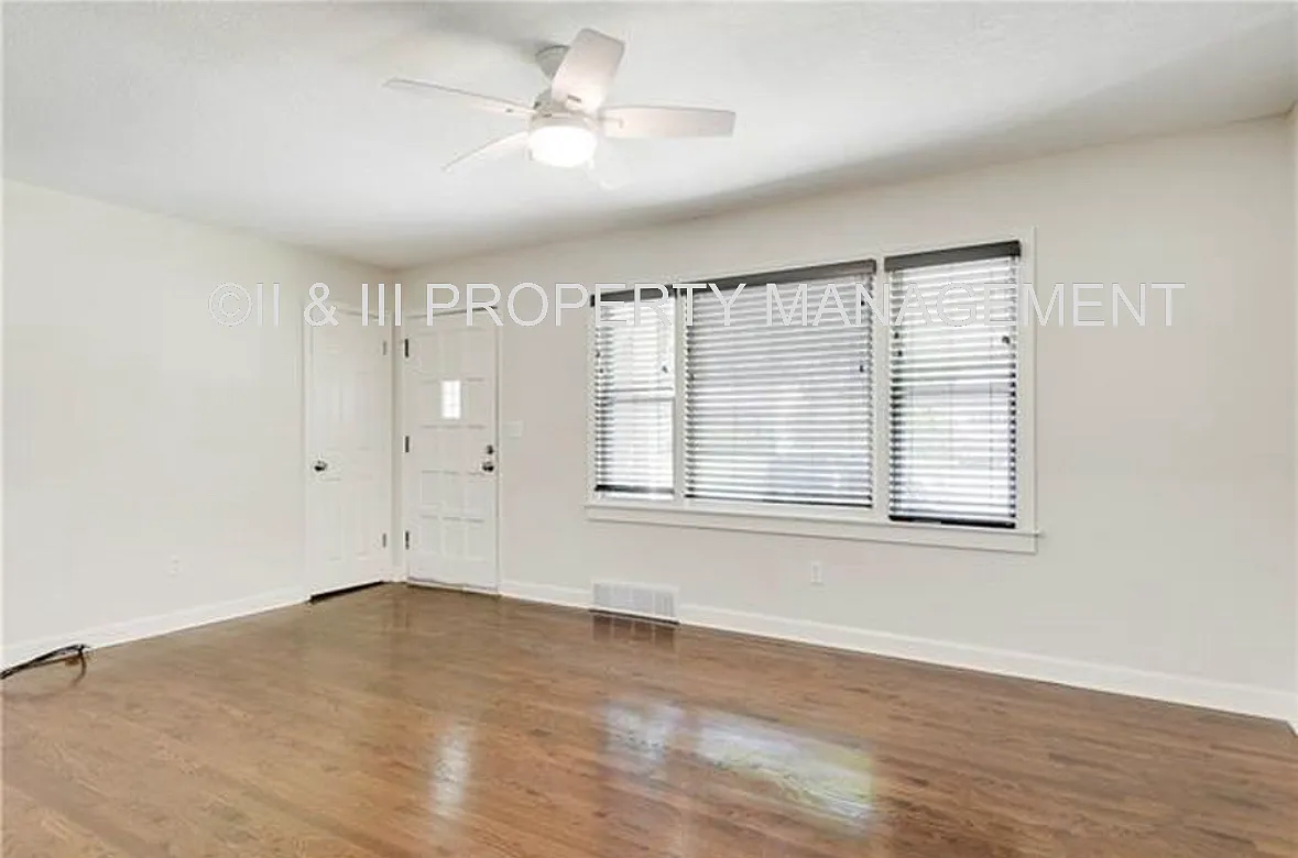 6406 West 72nd Terrace - 1 — Photo 4