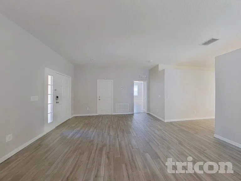 6705 Cambridge Park Dr — Photo 3