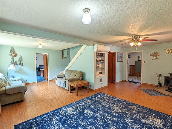 4th image of 80235 E Hill Rd