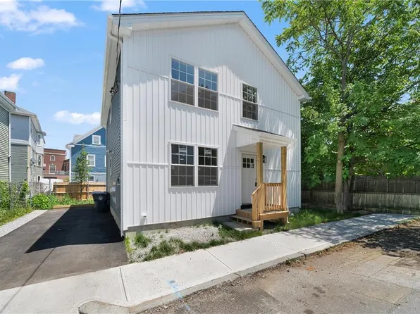 12 Price St, Providence, RI 02907
