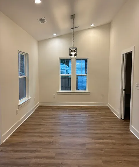 1833 Woodland Rd — Photo 8