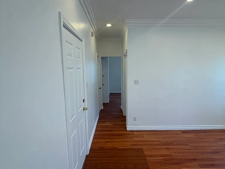 1010 Allen Ave #C — Photo 2