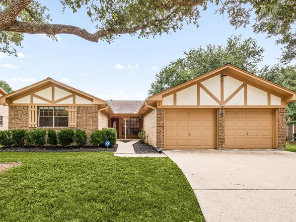 2019 Franklin Cir, Rosenberg, TX 77471
