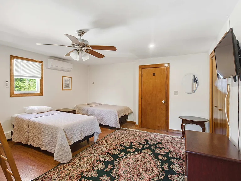 227 Teaticket Path — Photo 9