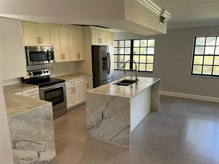 9015 W Sunrise Blvd — Photo 2