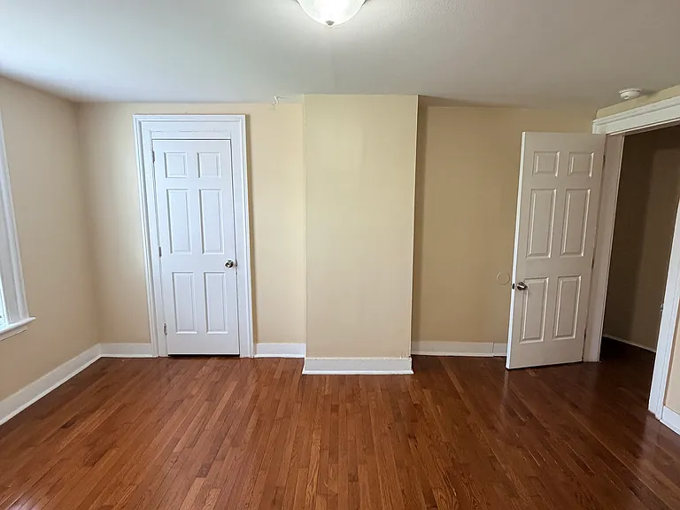 133 Hobart St #2 — Photo 10