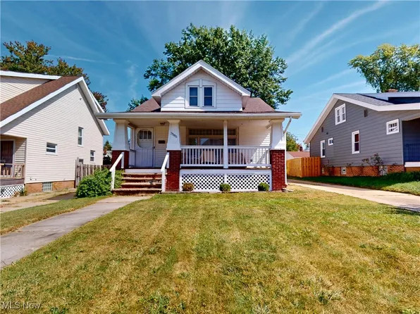 3585 Warren Rd, Cleveland, OH 44111