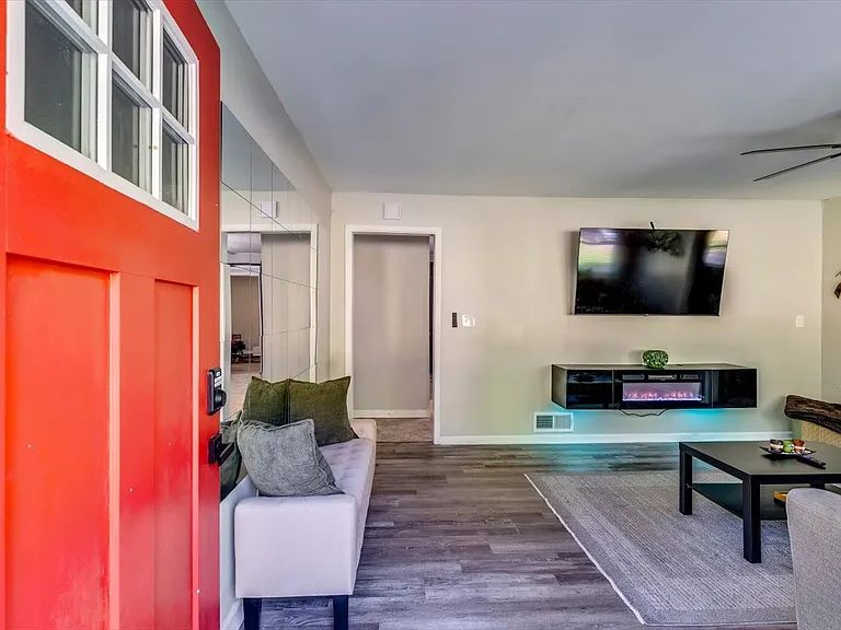 3482 Scenic Dr — Photo 3