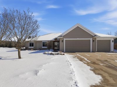 1547 Foxfire Ct, Waupaca, WI, 54981