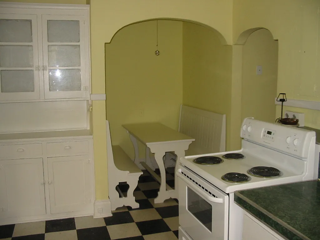 1 bed, $1,295 — Photo 4