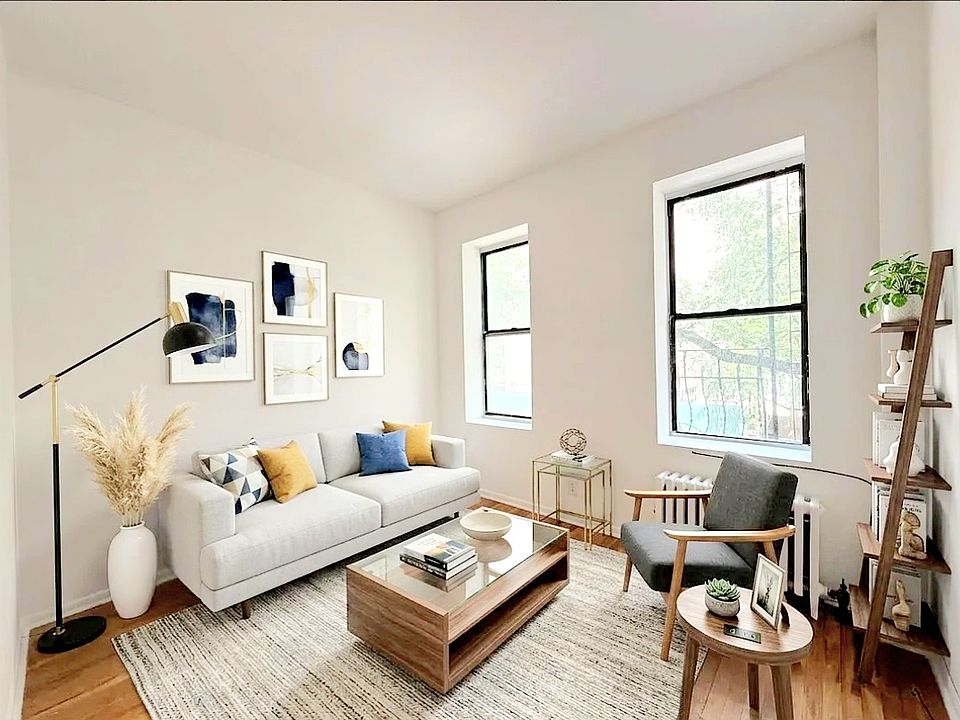 1st image of 328 E 15th St #600