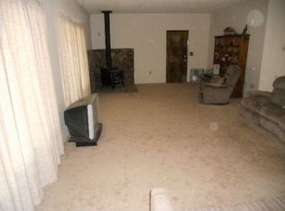 3512 Seclusion Rd, Lake Isabella, CA 93240