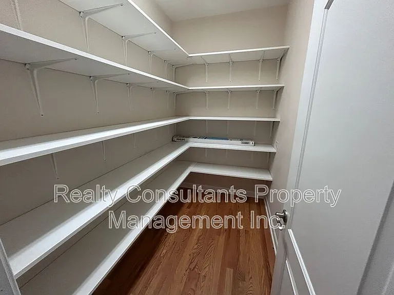 4540 Pebble Lake Dr — Photo 20