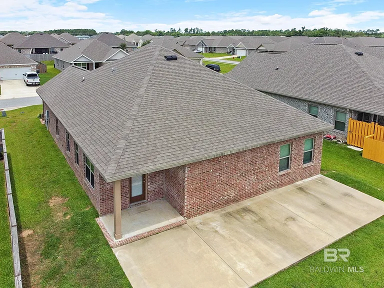 1710 Grouse St — Photo 75