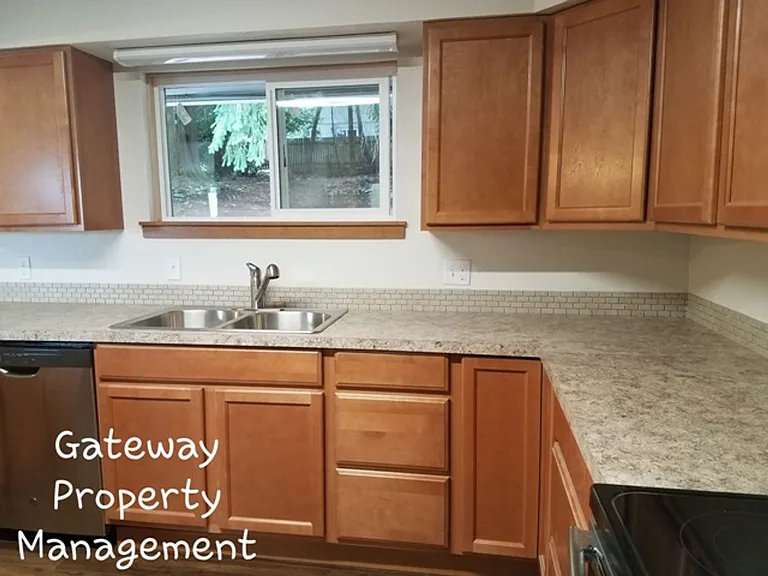 1125 Fairmount Ave — Photo 37