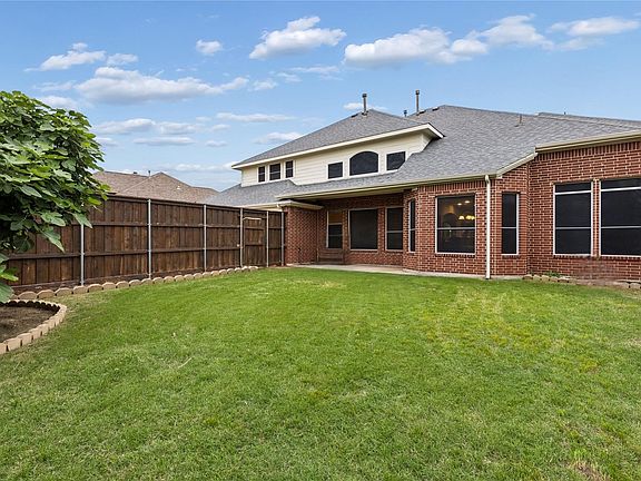 2nd image of 295 Stone Ridge Dr