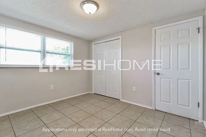 6027 11th Ave — Photo 16