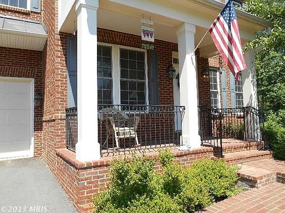 4th image of 44088 Riverpoint Dr