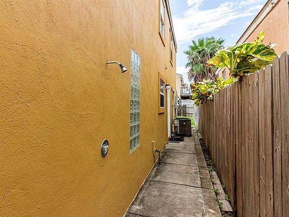 3rd image of 107A E Cora Lee Dr
