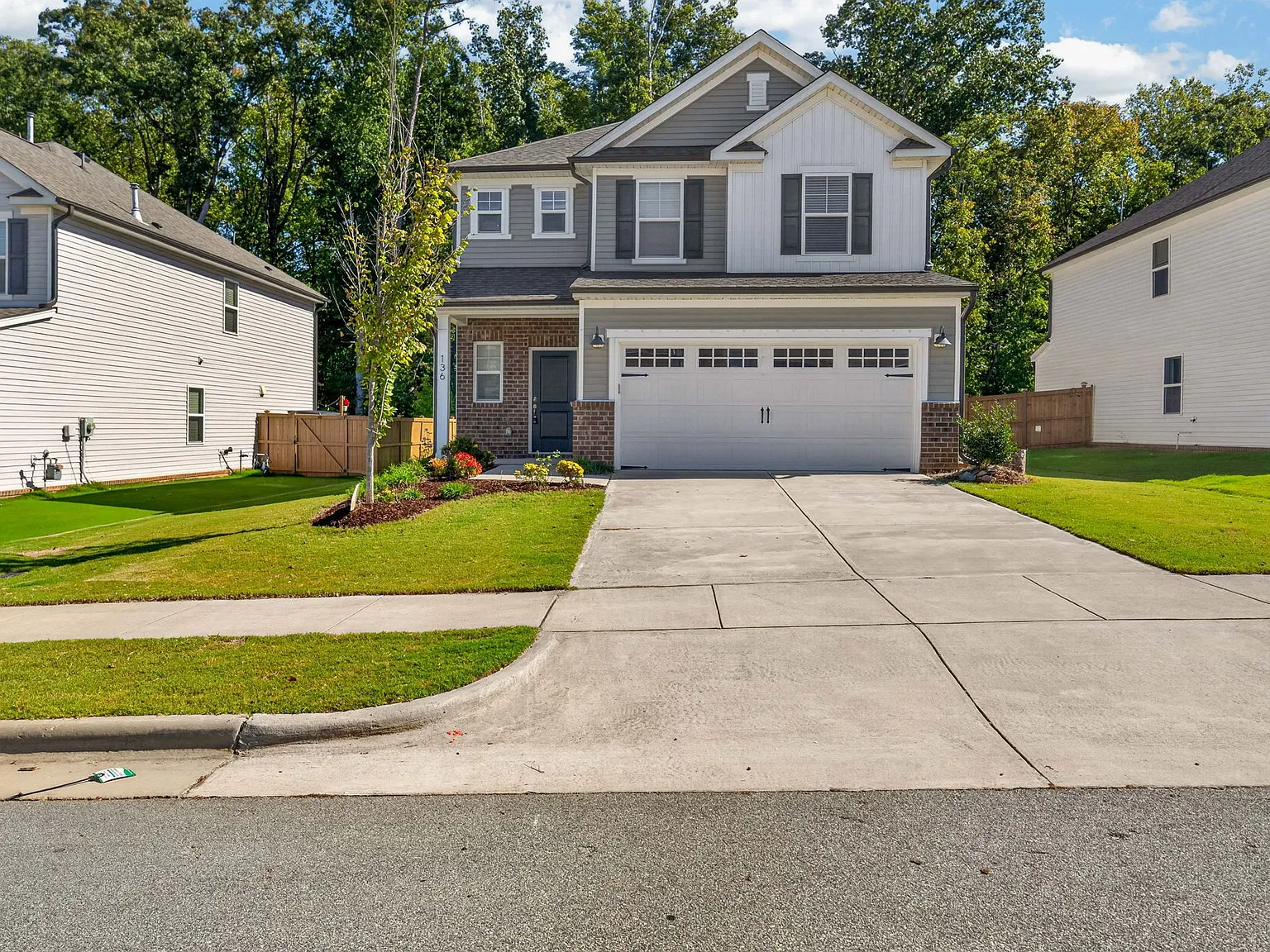 4 bed, 2537 sqft, $2,550 — Photo 3