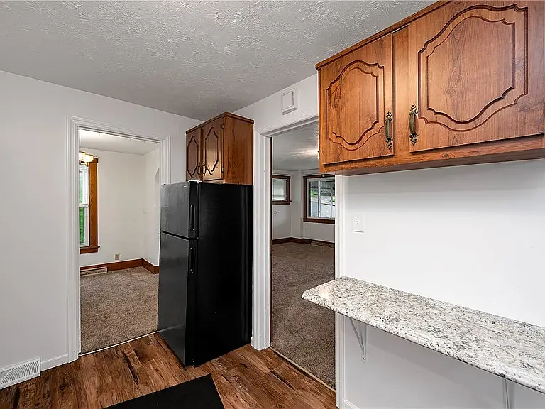 217 American Ave — Photo 18
