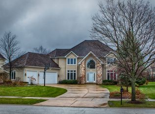 1195 Radford Dr, Aurora, IL 60502