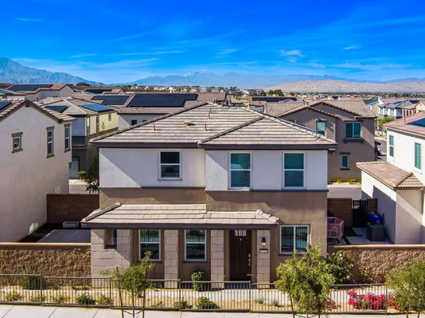 76305 Columbia Dr, Palm Desert, CA 92211
