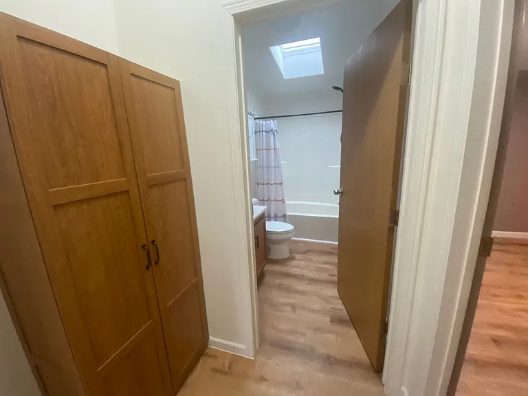 1027 Falls Creek Dr — Photo 7