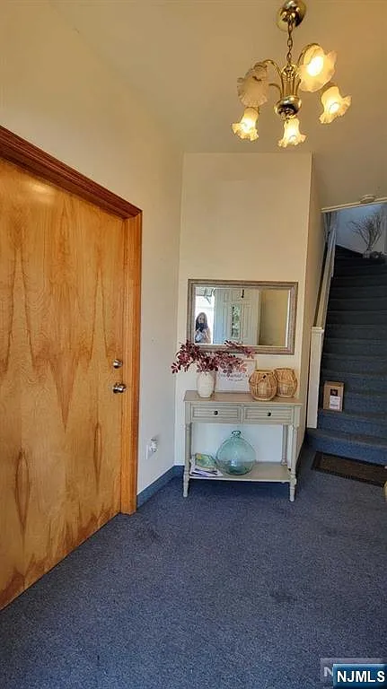 3 bed, 2.0 bath, $3,200 — Photo 2