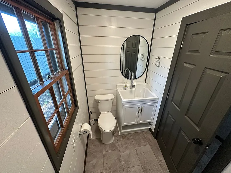 408 Spence Ln — Photo 13