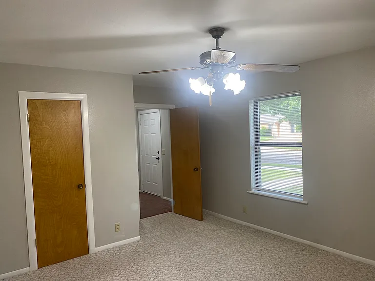 4501 Hughes Dr — Photo 9