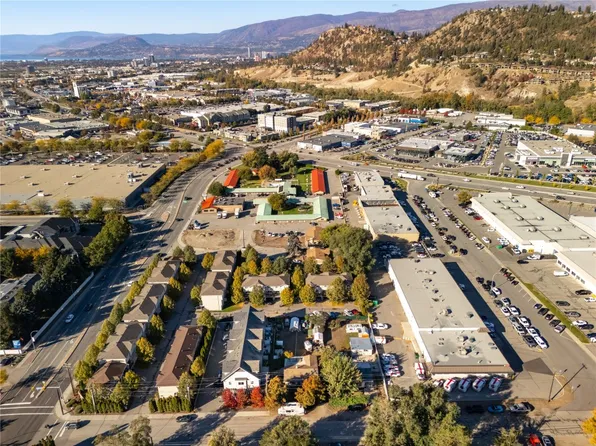 150 Mills Rd, Kelowna, BC V1X 4G7